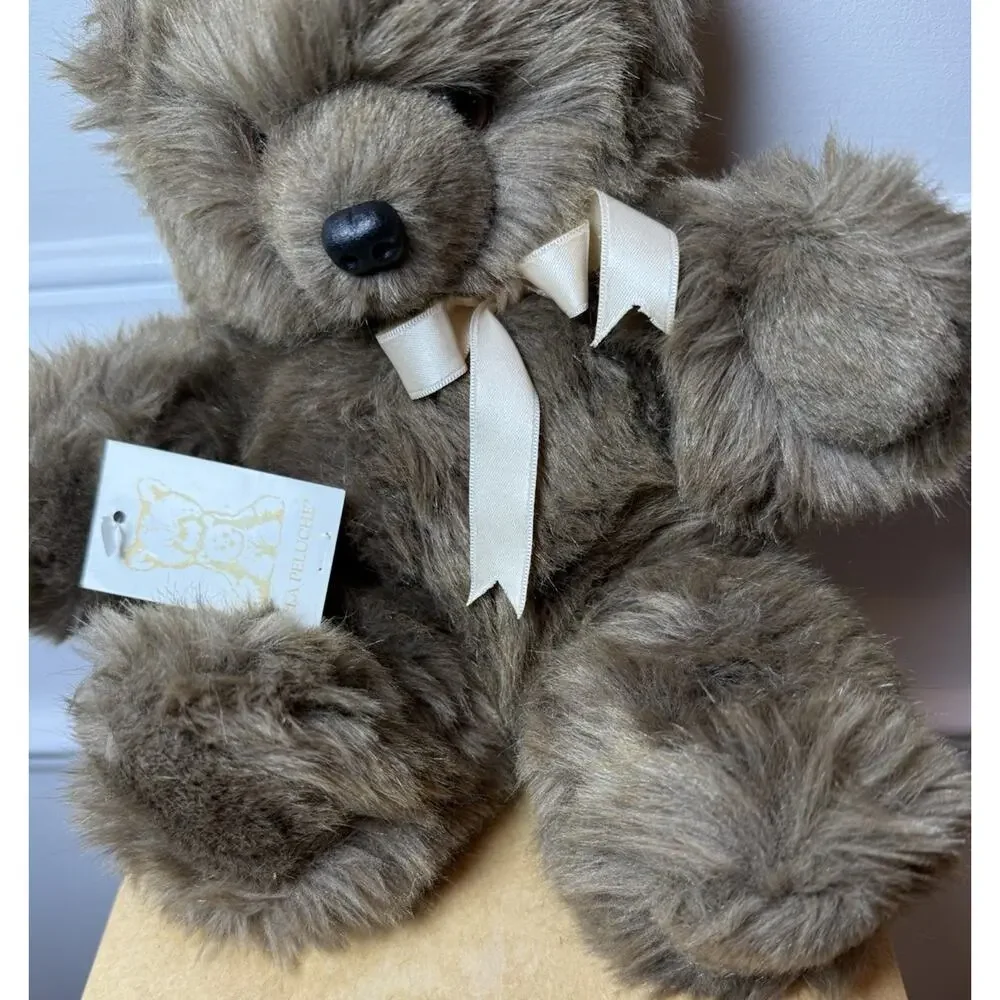 La Peluche pre owned